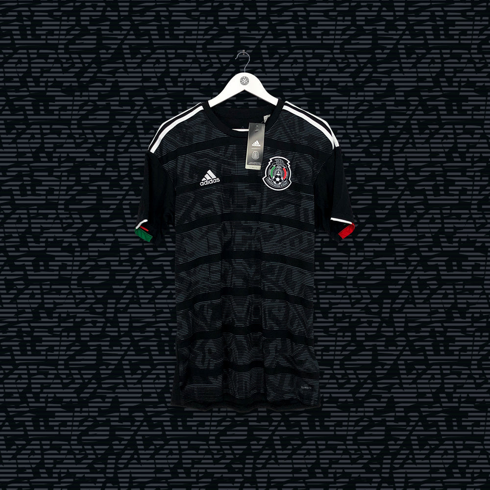 Black kit