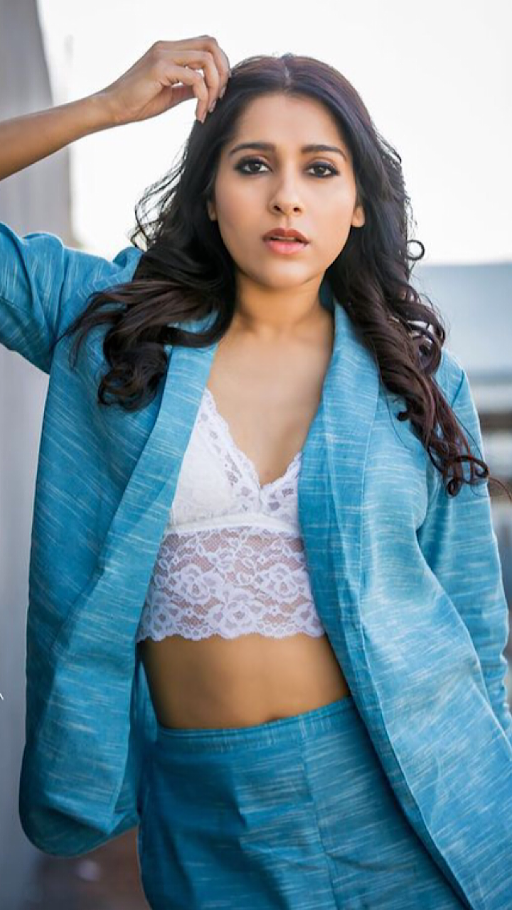 Sexy rashmi gautam