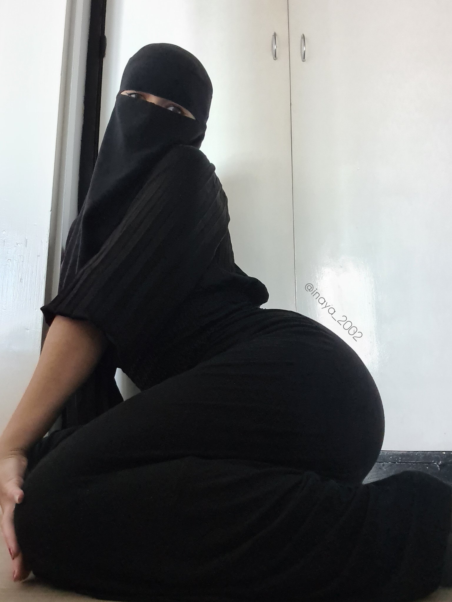 Big sexy ass. Close up face. Young arabic woman