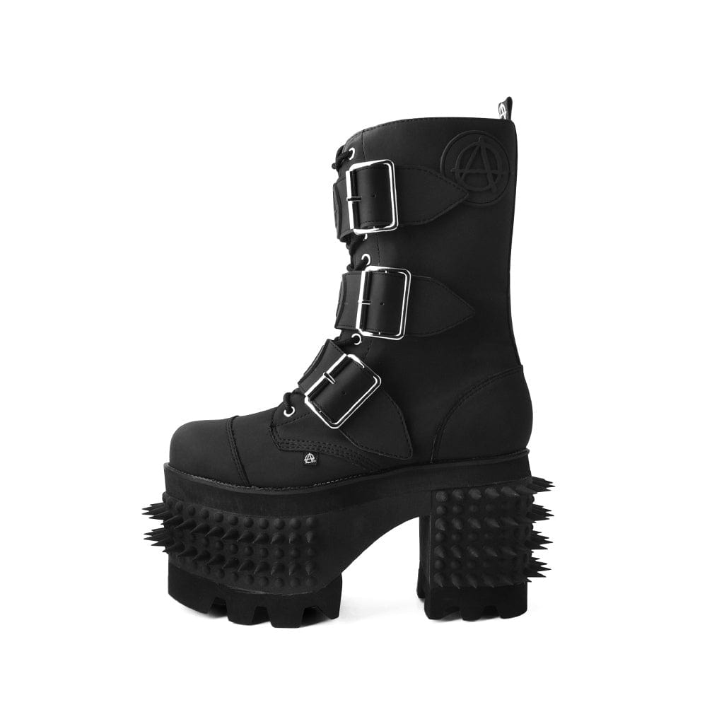 Big black boots com