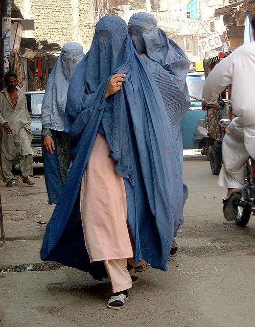 Girl in pakistan peshawar Stock Photos and Images