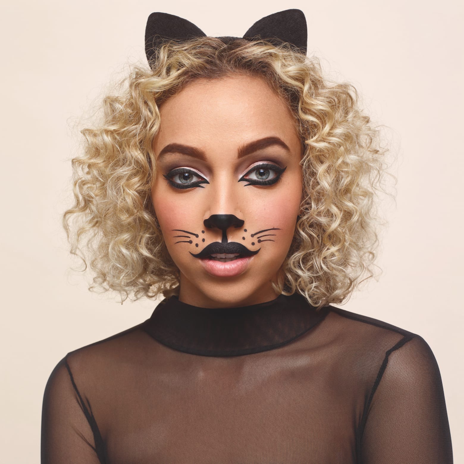 These Easy Cat Halloween Makeup Ideas Are Next-Level