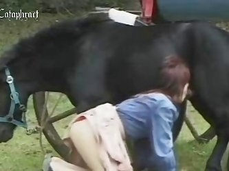 नतीजे : horse girl sexy