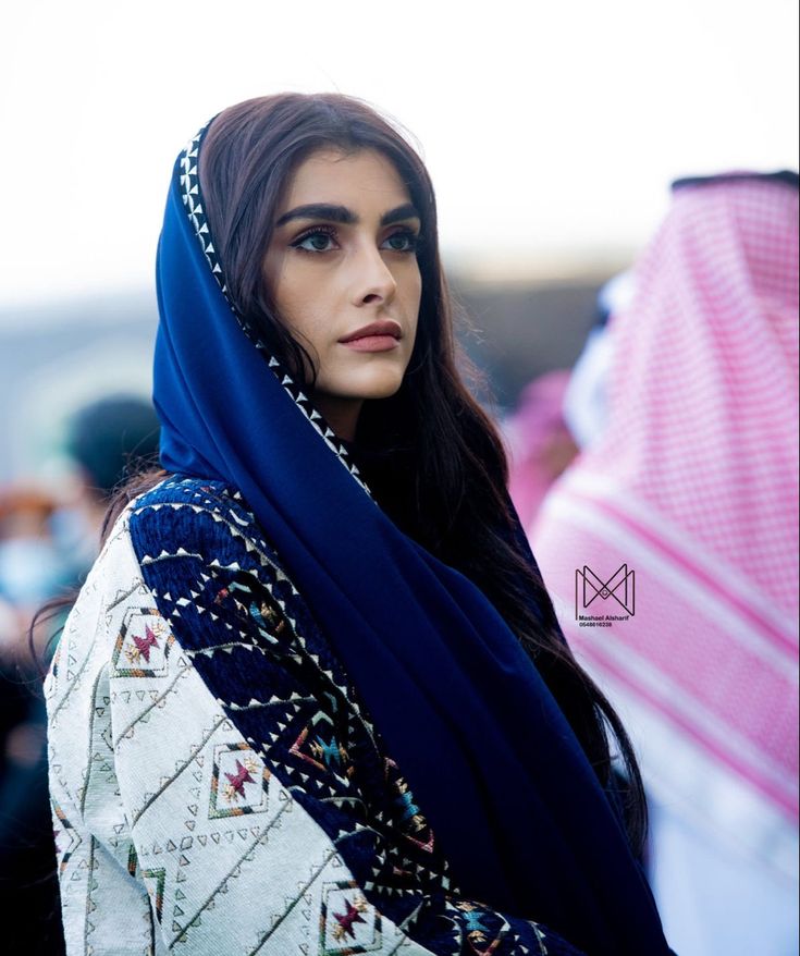 Saudi Arabia Women Pictures, Images and Stock Photos