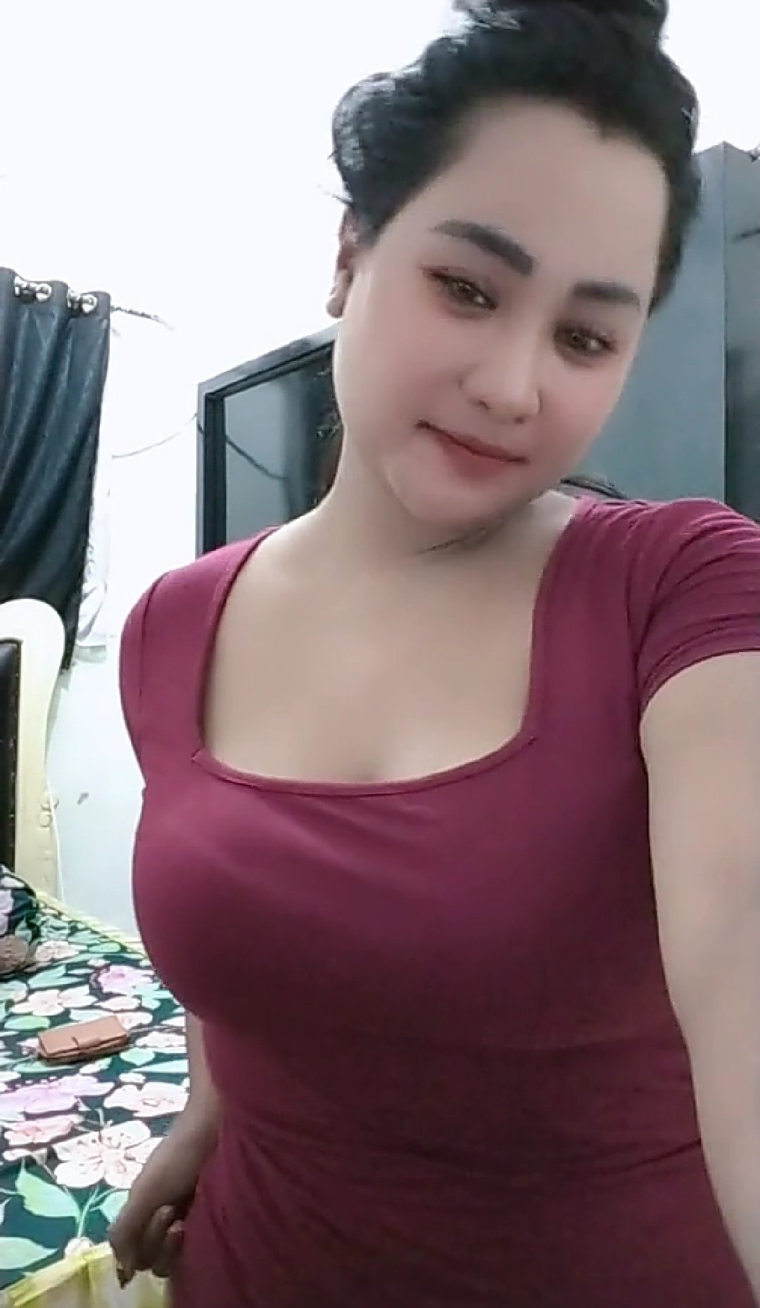 Tante tante kesepian