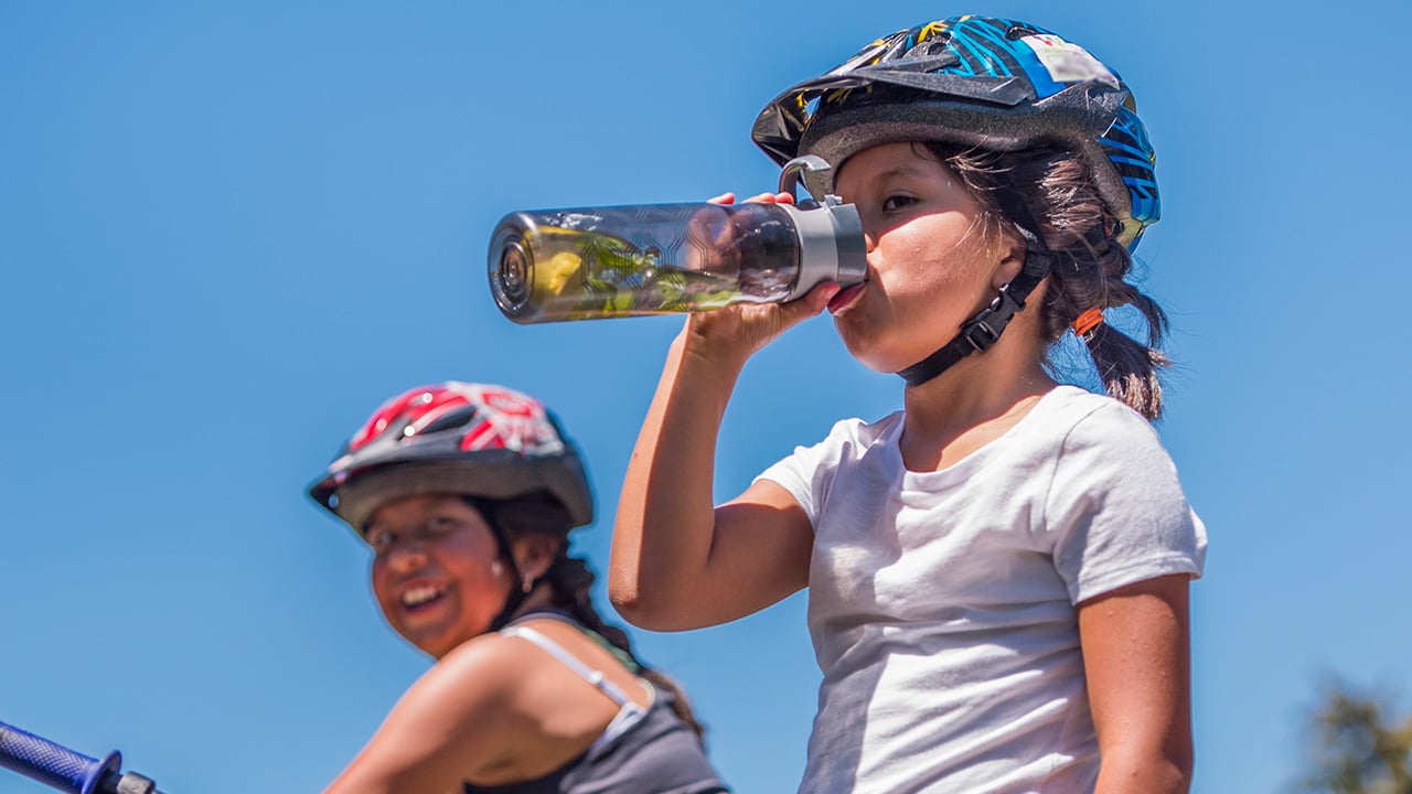 11 of the best cycling water bottles | Plus, how to find the right bottle for you