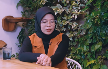 Results for : ibu mertua hijab genjot brondong sange ful