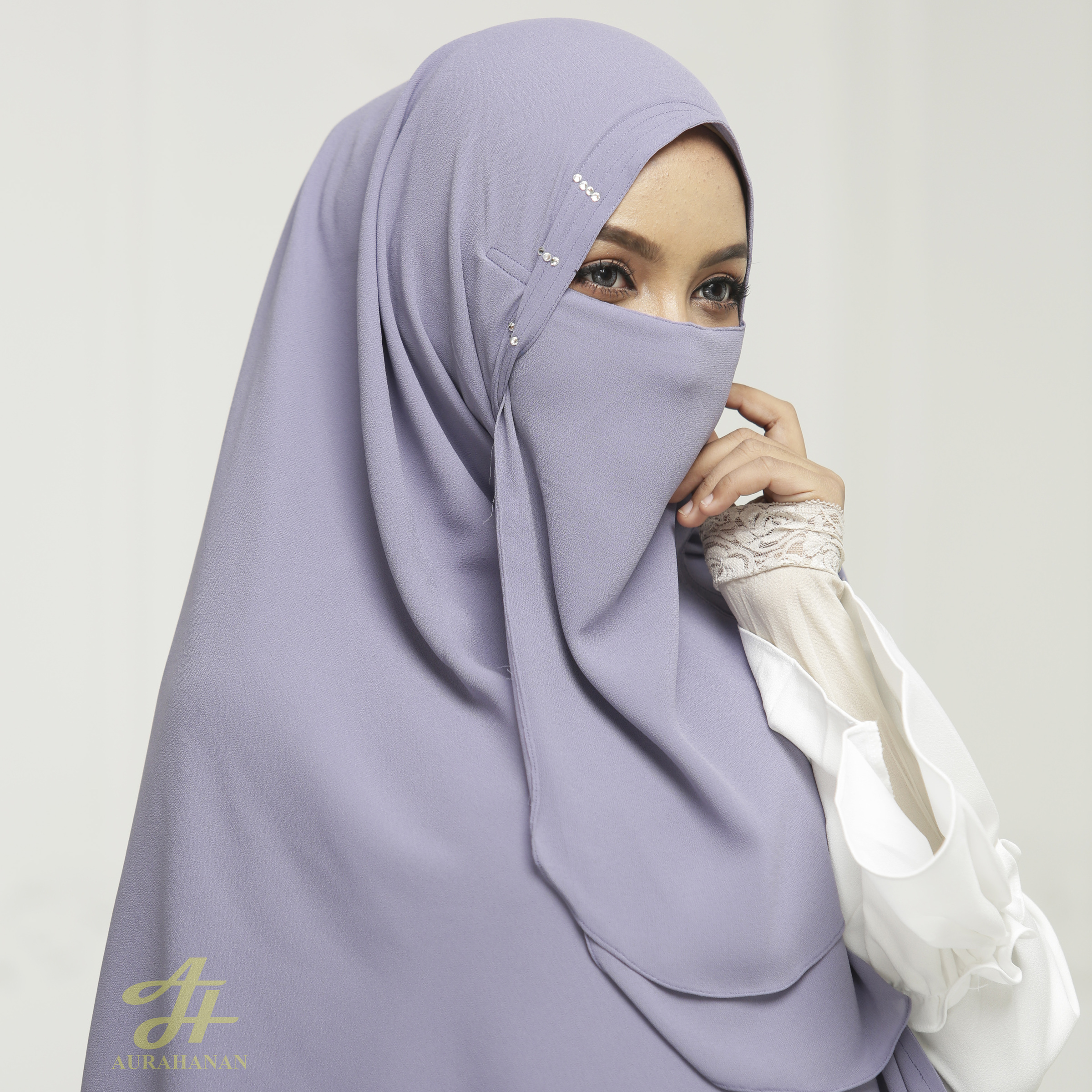 HALF NIQAB ONLY